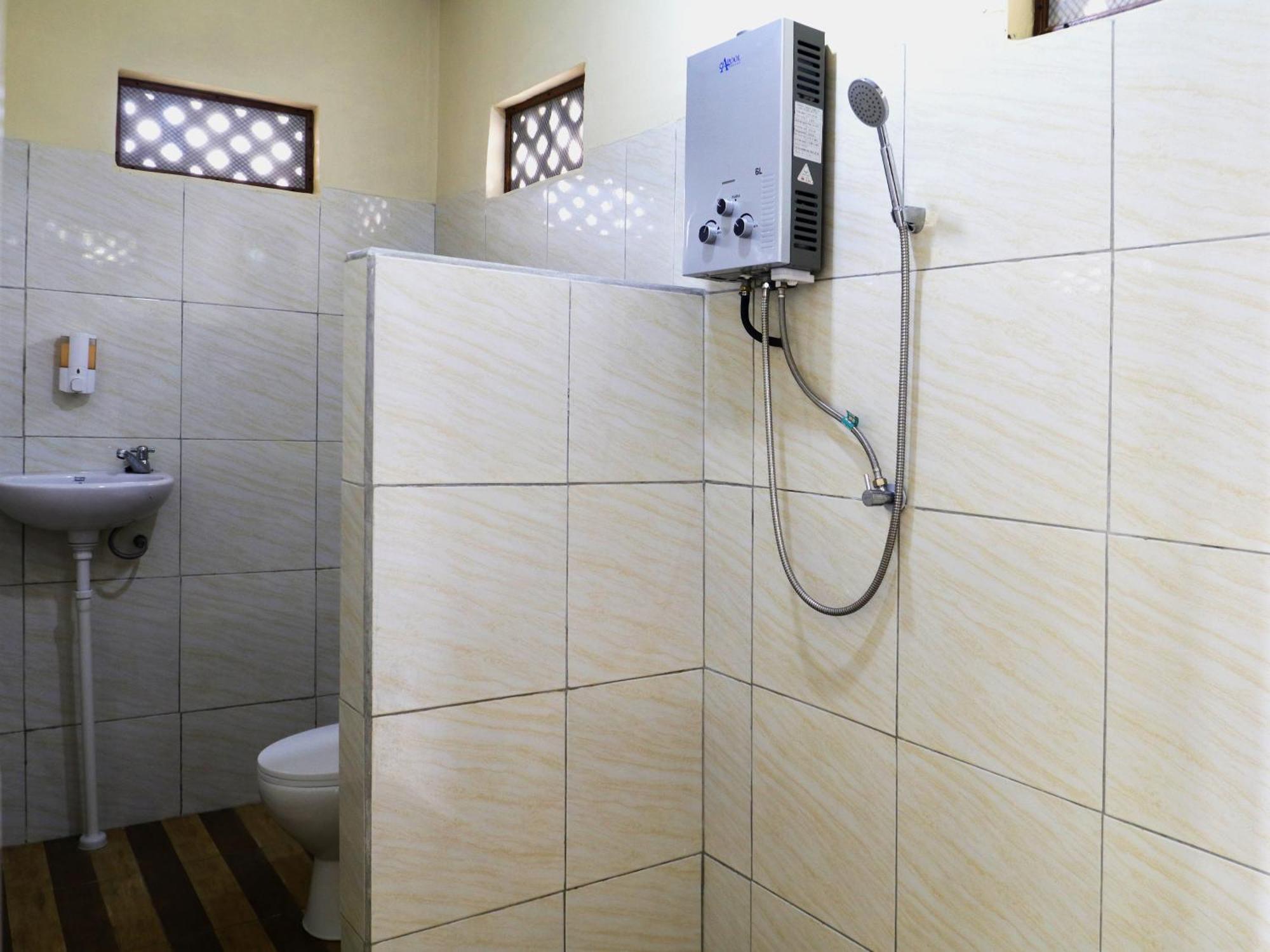 Dajan Buyan Homestay Bedugul  Ngoại thất bức ảnh